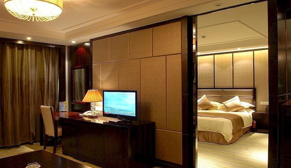 Wuxi Grand Hotel Екстер'єр фото