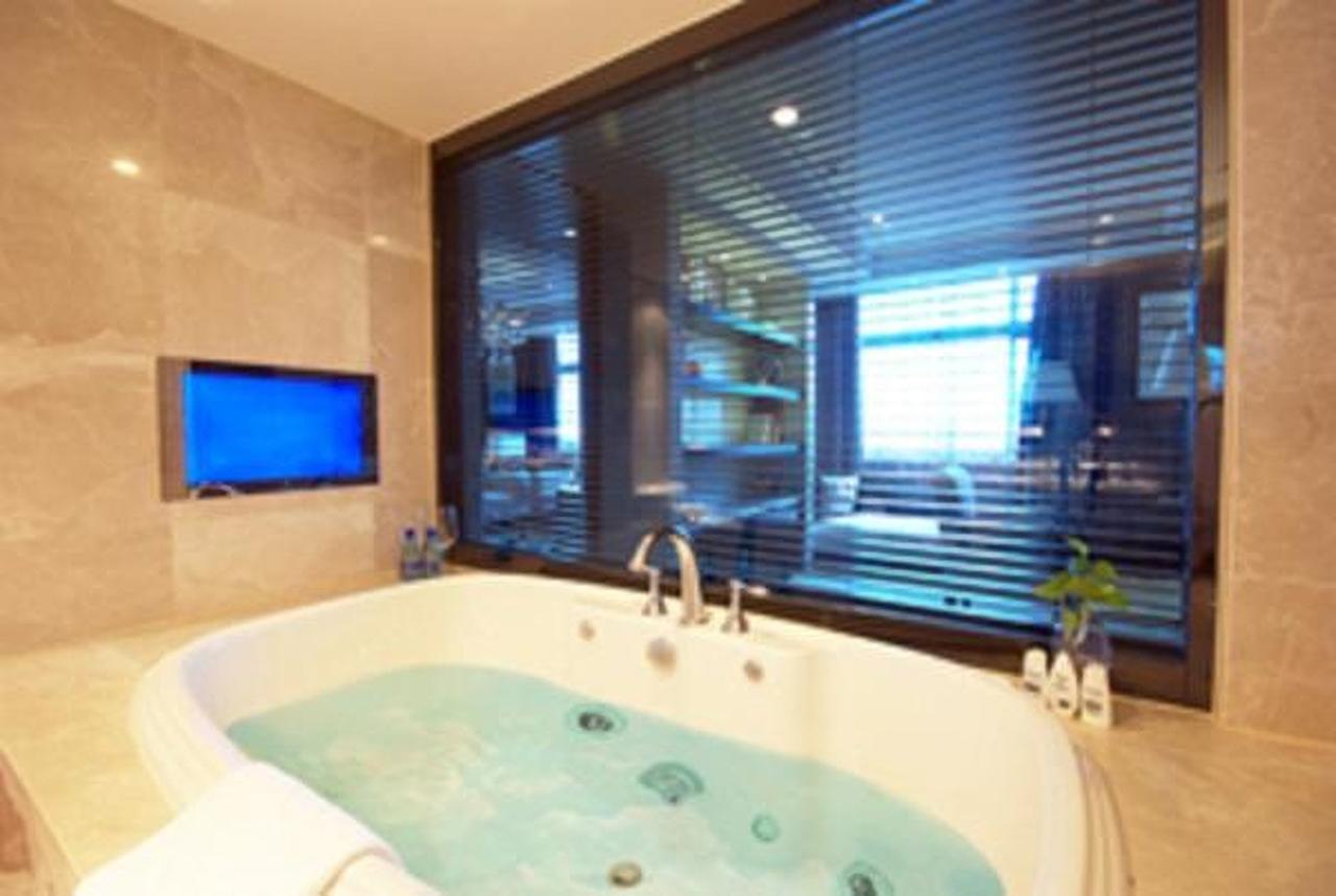 Wuxi Grand Hotel Екстер'єр фото